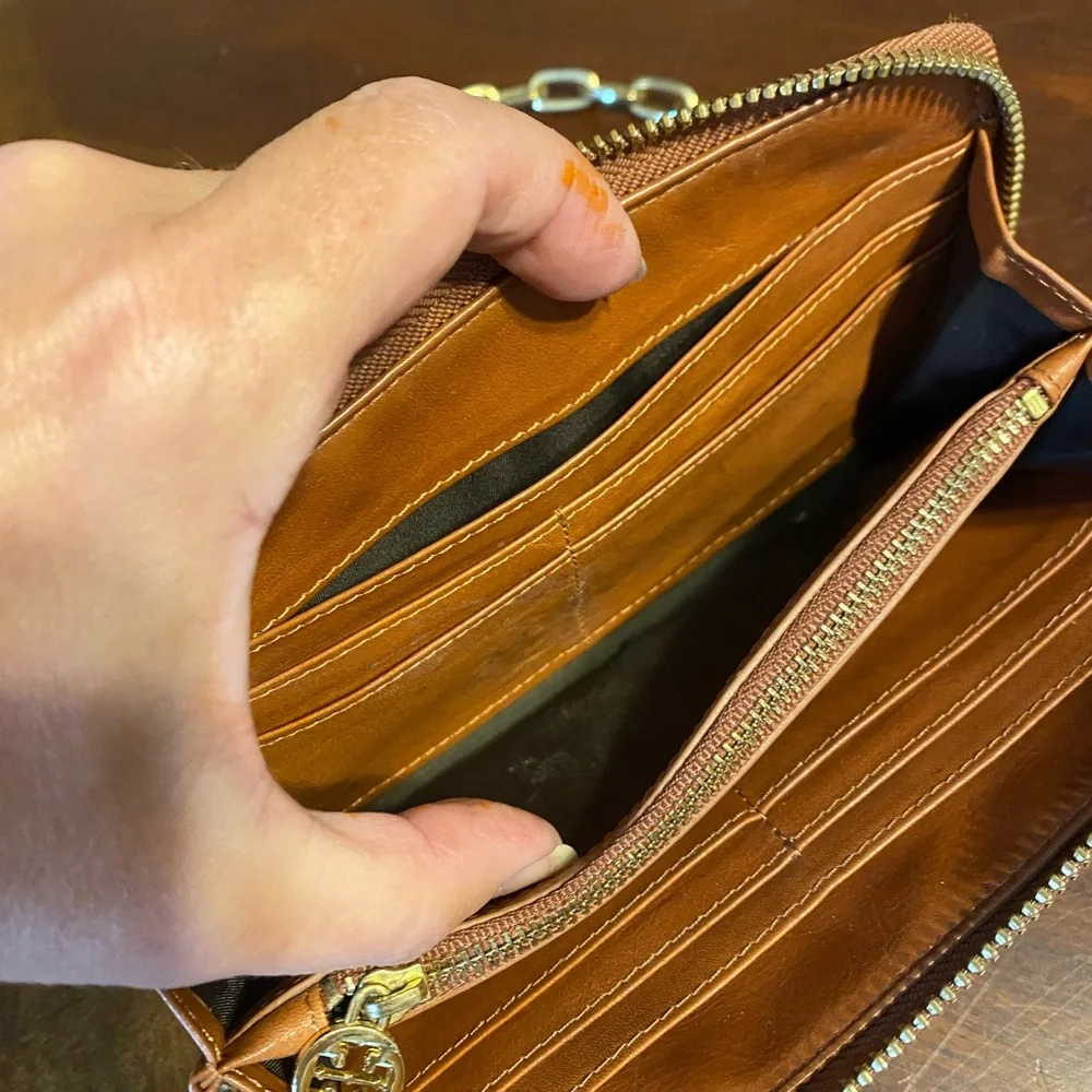 Tory Burch Orange Leather Logo Chain Clutch
